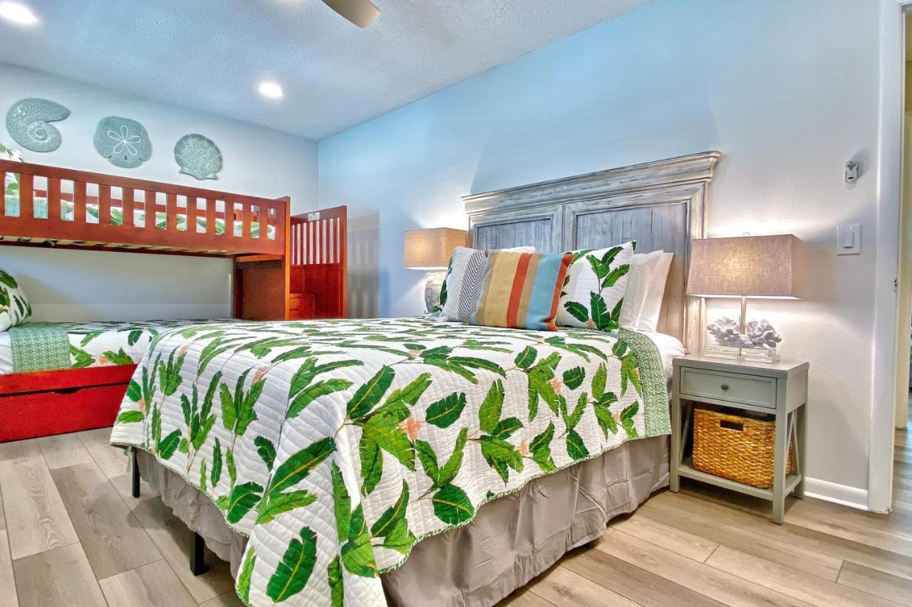 Seashell 17 Apartment Clearwater Beach Exterior photo